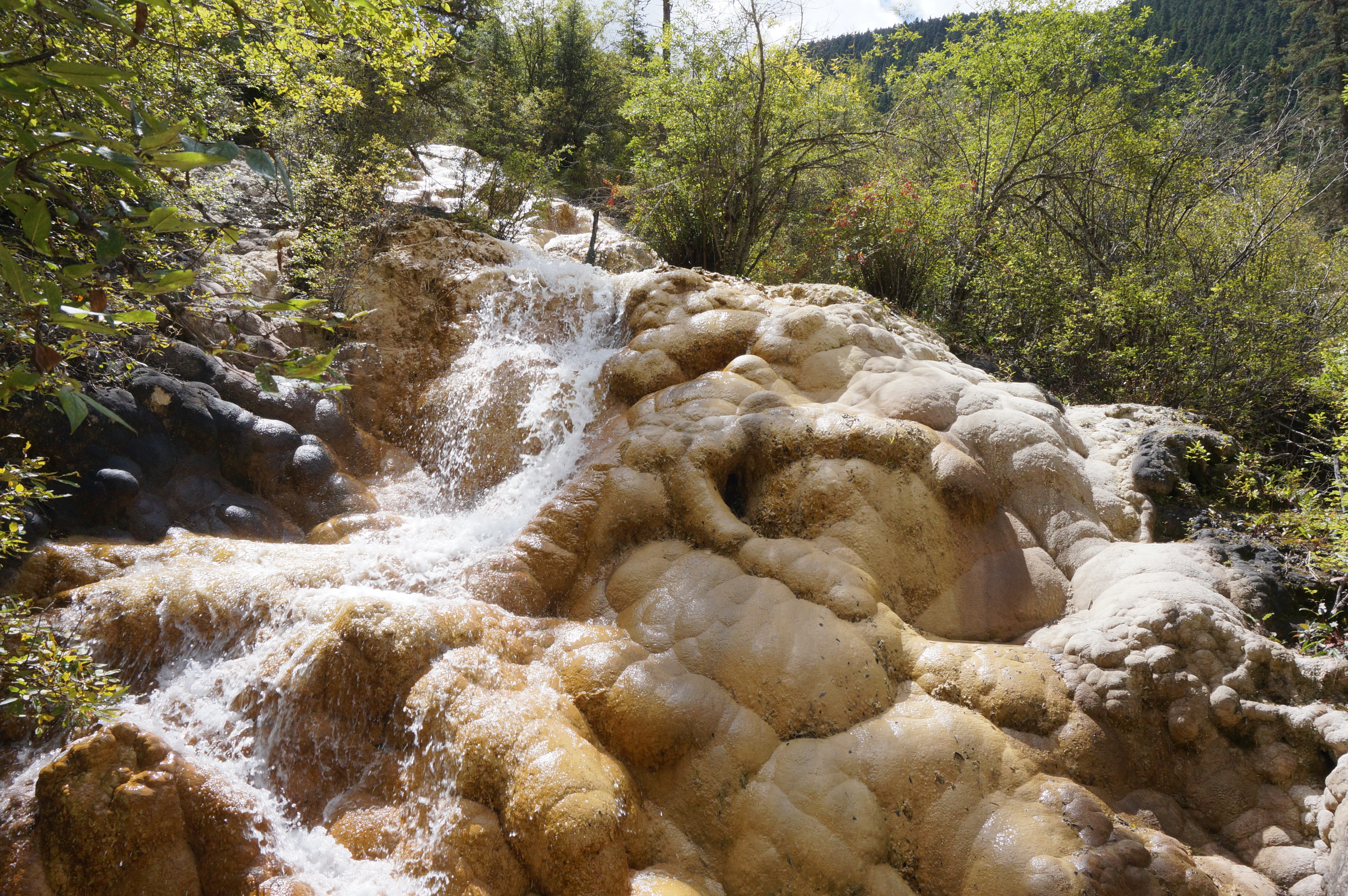 Liantai Waterfall